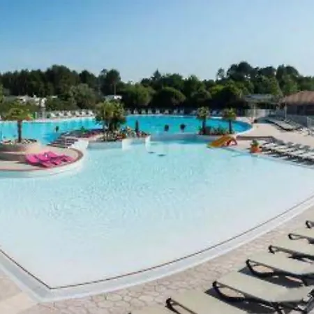 La Réserve 92 *